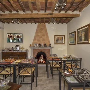 Couette-café Art Gallery, Vorno